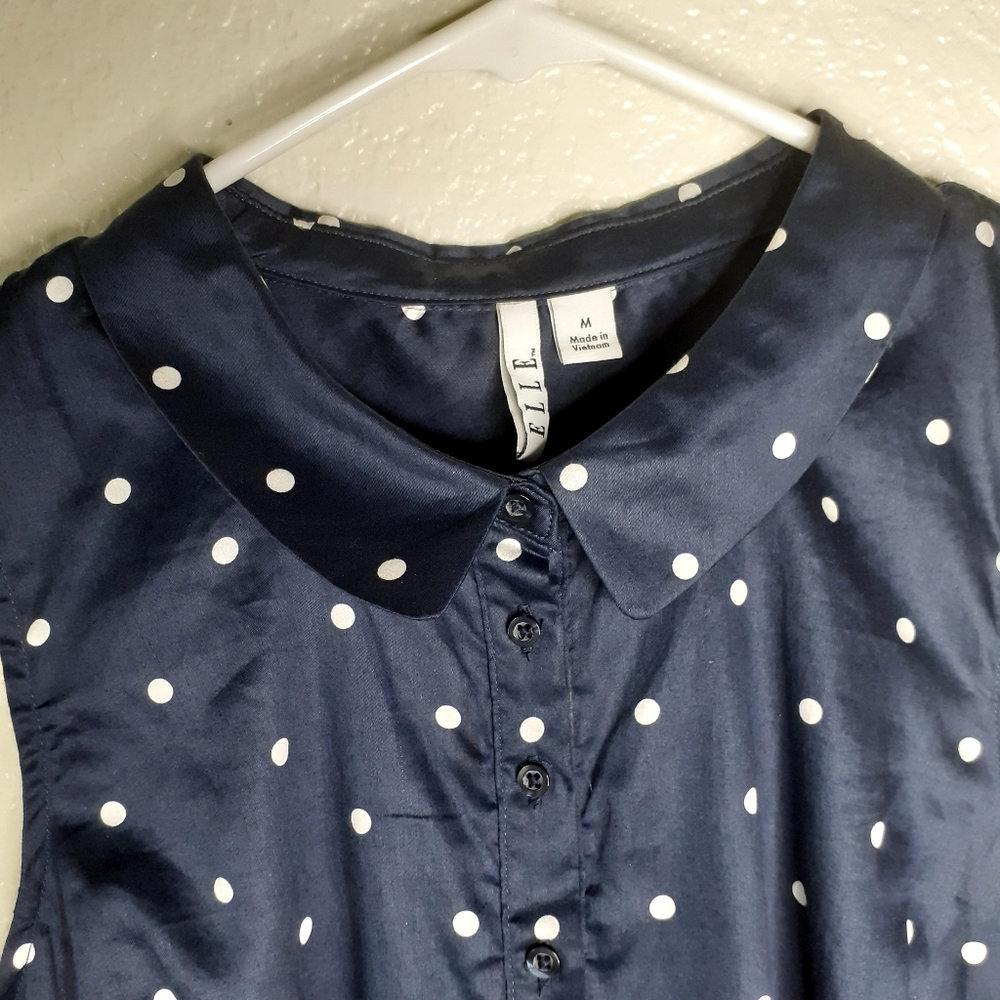 Blue top - Picture 6 of 9